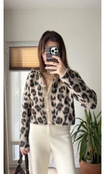 Leoparlı Düğmeli Hırka