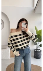 Liora Kayık Yaka Çizgili Kazak - Ekru