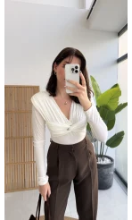 Lydia Vatkalı Önden Büzgülü Bluz - Ekru