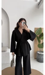 Marcelene Düğmeli V Yaka Kuşaklı Takım - Siyah - Kod: 8892