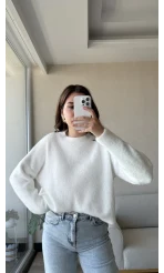 Mars Yumoş Triko Kazak Beyaz