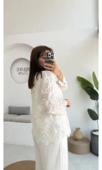 Maylo Beyaz Dantel Detay Gömlek