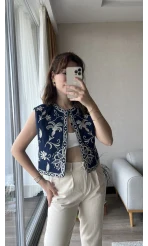 Mecnun Lacivert Nakışlı Yelek