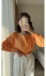 Misty Sırt Detay Nakışlı Gömlek