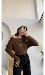Moira Kayık Yaka Yarasa Kol Bluz - Kahverengi
