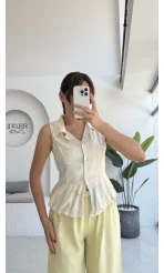 Nervür Volanlı Viskon Sıfır Kol Bluz - 2001