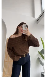 Omzu Açık Fitilli Kazak - Kahverengi