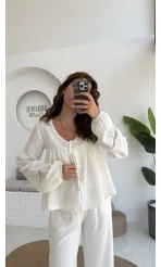 Peri İnci Detay Beyaz Bluz