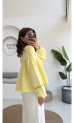 Peri İnci Detay Sarı Bluz