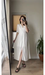 Önü Düğme Detay Beyaz Elbise