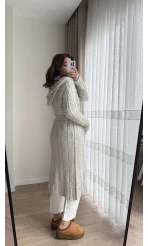 Örgü Uzun Kapüşonlu Kuşaklı Hırka