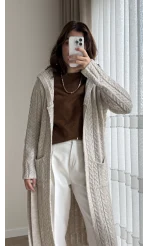 Örgü Uzun Kapüşonlu Kuşaklı Hırka