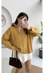 Örgülü Dik Yaka Fermuarlı Kazak - Hardal - Kod: 231078