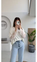 Oversize Bilek Detay Dantel Kol T-shirt - Ekru