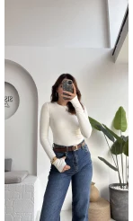 Oys Kırık Beyaz Parmak Geçmeli Body