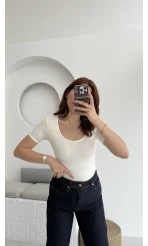 Oys U Yaka T-Shirt Beyaz