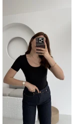Oys U Yaka T-Shirt Siyah