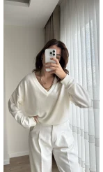 Pamuk Kumaş V Yaka Beyaz Kazak