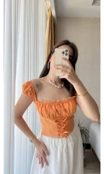 Penapella Turuncu Dantelli Crop