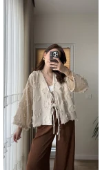 Püskül Detay Bağlamalı Gömlek Krem