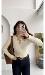 Sasha Dik Yaka Düğmeli Triko Kazak - Ekru