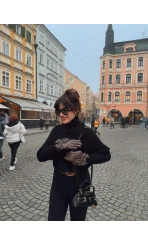 Shirley Asimetrik Kesim Boğazlı Triko Panço - Siyah