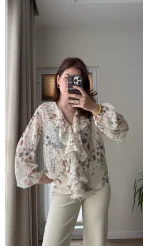 Şifon Fırfır Detay Bluz Krem