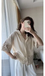 Simu Krem Dantelli Gömlek