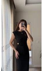 Siyah Altın Tokalı Elbise