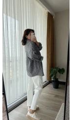 Siyah Beyaz Jakarlı Cepli Gömlek Hırka