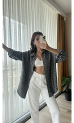 Siyah Beyaz Jakarlı Cepli Gömlek Hırka