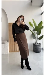 Tanya Asimetrik Kesim Düğme Detay Süet Etek - Acı Kahve