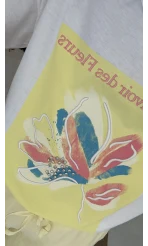 Taş İşlemeli Çiçekli T-shirt - Sarı