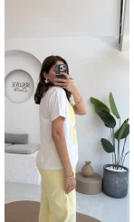 Taş İşlemeli Çiçekli T-shirt - Sarı