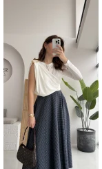 Tek Omuz Açık Aksesuar Detaylı Zıbın Bluz - Beyaz