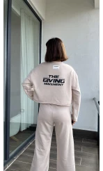 The Giving Krem Takım