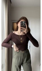 Transparan Acı Kahve Kayık Yaka Bluz