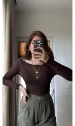 Transparan Acı Kahve Kayık Yaka Bluz