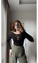 Transparan Siyah Kayık Yaka Bluz