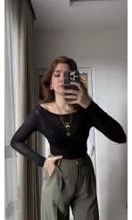 Transparan Siyah Kayık Yaka Bluz
