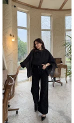 ÖN SİPARİŞ - Uçuşan Pelerin Bluz - Siyah - Kod: 5026