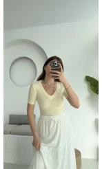 V Yaka Oys Sarı T-Shirt