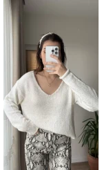 V Yaka Payetli Ekru Kazak