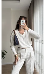 Valerie V Yaka Esnek Likralı Bluz Beyaz