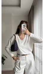 Valerie V Yaka Esnek Likralı Bluz Beyaz