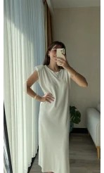 Vatkalı Beyaz Uzun Modal Elbise