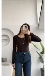 Yaka Detaylı Uzun Kol Body - Acı Kahve