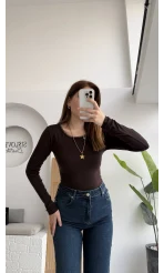 Yaka Detaylı Uzun Kol Body - Acı Kahve