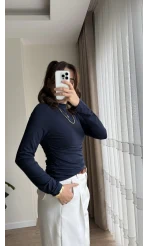 Yandan Büzgülü Lacivert Bluz