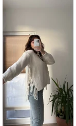 Yanlardan Püsküllü Kazak